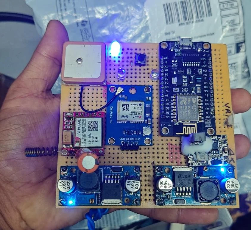 Smart accident detection system hardware circuit prototype